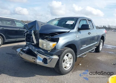2010 Toyota Tundra Grade 4.6L V8 из США, поврежденный, VIN 5TFUM5F18AX001392